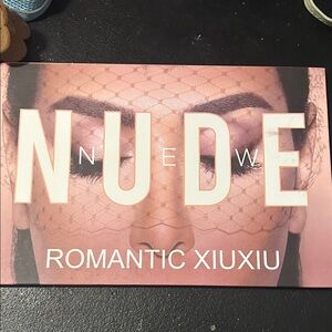 Romantic Xiuxiu Nude Eyeshadow Palette